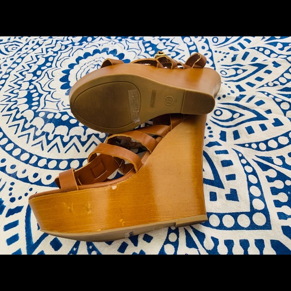 ✨Altar’d State wedge heels✨ - Picture 10 of 10